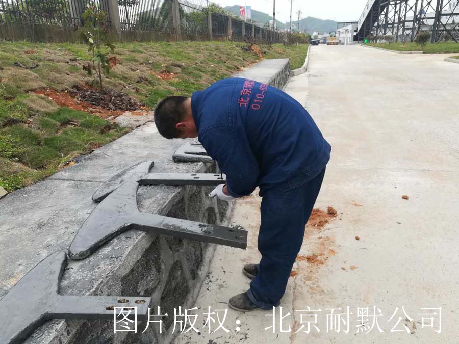 已經(jīng)修復(fù)后的混料槳葉片 已經(jīng)修復(fù)后的混料槳葉片